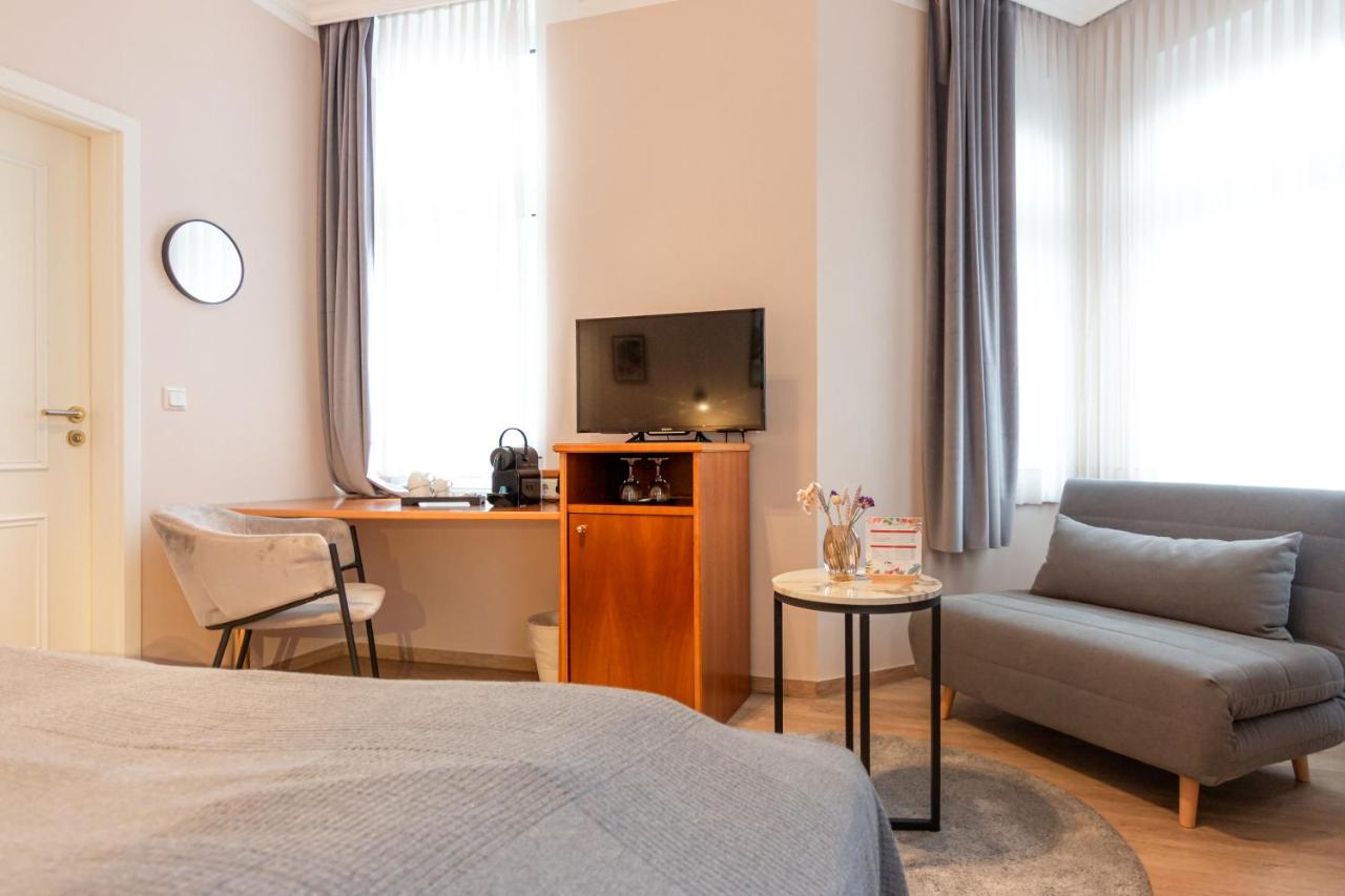 Hotel Restaurant Am Park Waltrop Εξωτερικό φωτογραφία